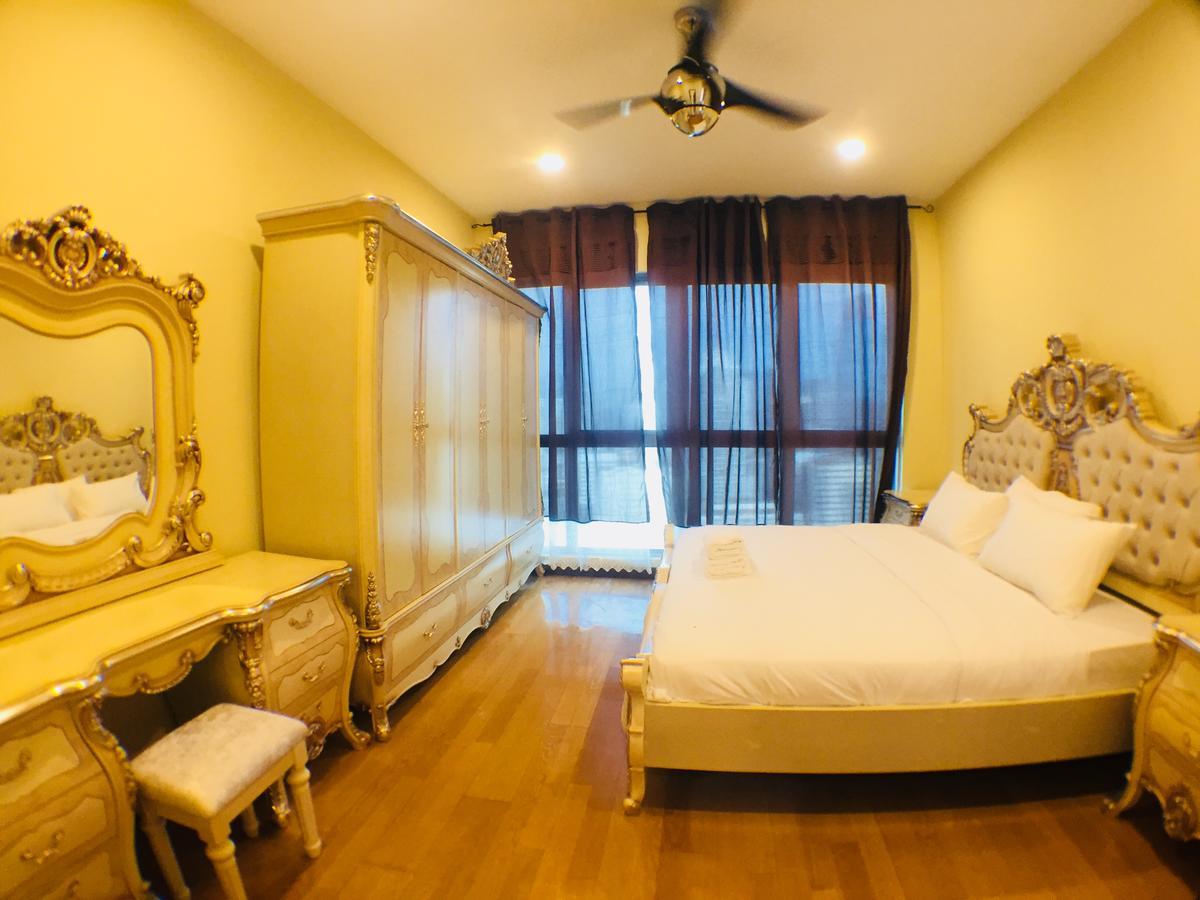 Regalia Suites By Ihost Kuala Lumpur Exterior photo